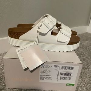 Birkenstock by papillio platform vegan sandals in white